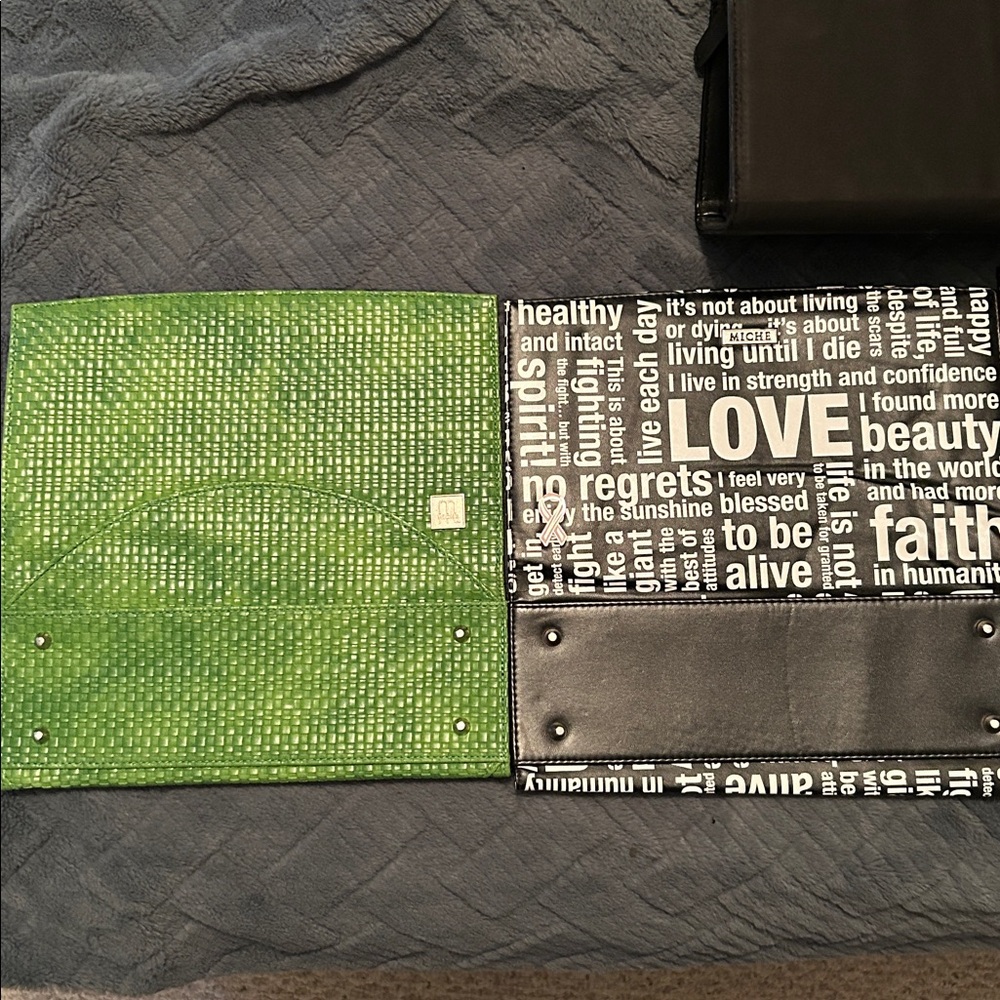 Bundle of medium Miche base bag, strap and four s… - image 4